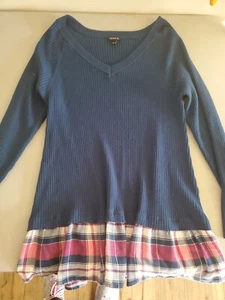 Torrid Ribbed Top With Plaid Ruffle On Bottom Size 2 - Picture 1 of 7