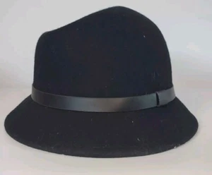 DKNY Black Cloche Hat With Black Belt - NEW - Picture 1 of 5