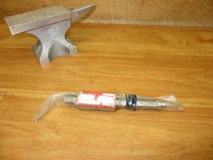 Écrou spline à billes à couple élevé THK LBST20UUX170 *NEUF* - Photo 1/4
