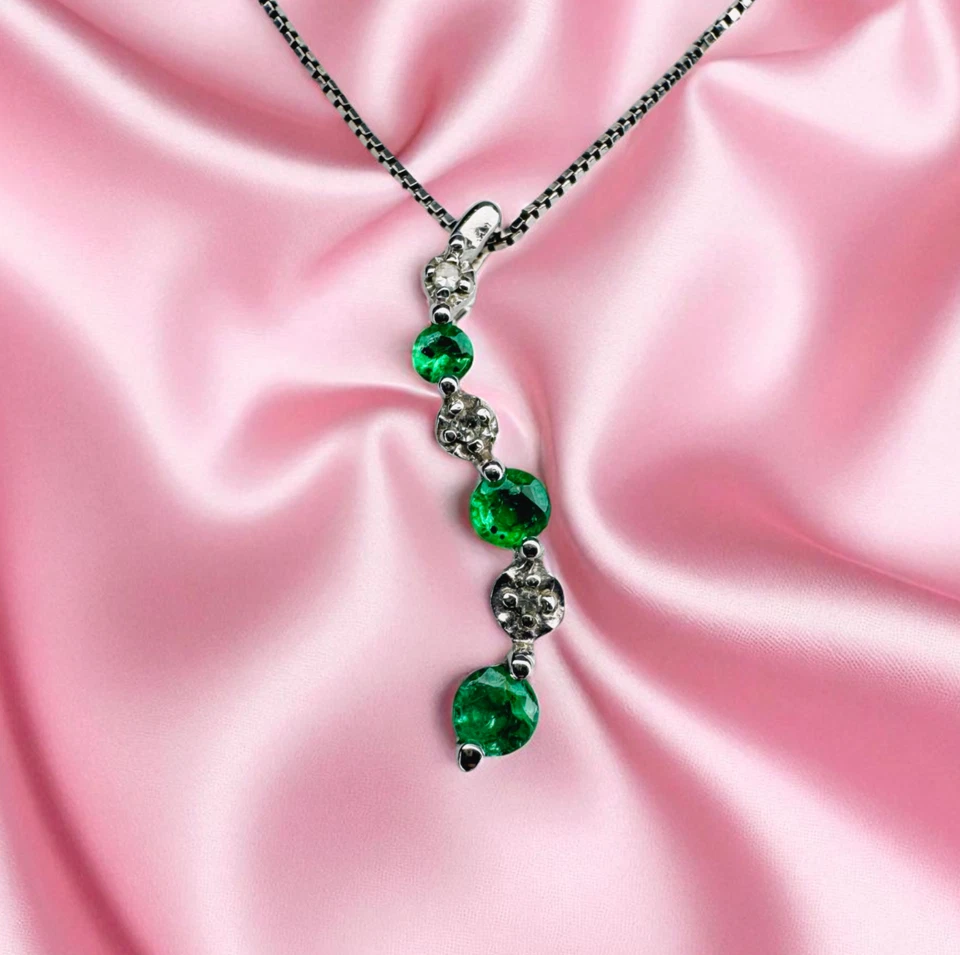 Natural Emerald & Diamond Necklace in 10K White Gold -18"- Christmas Gift -1g - Image 1 of 4