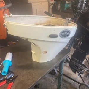 Johnson 25 HP 4 Stroke 2006 Bottom Cowlings - Picture 1 of 17