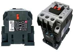 LS CONTACTOR MC-22B 3 POLE RATED TO 22A 11KW 1 NO 1 NC - RF635A 220V ~ 240V COIL - Picture 1 of 2