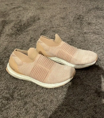 Size 5.5 - adidas UltraBoost Laceless Ash Pearl - Image 1 of 4