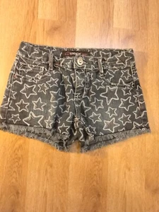 Jordache Short Girls Blue With Stars Denim Shorts Size 8 - Picture 1 of 4