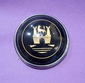 Bin#1 USED WOLFSBURG VOLKSWAGEN HORN BUTTON EMBLEM INLAY VW BUG BEETLE   - Picture 1 of 4