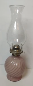 Vintage Kaadan Pink Glass Swirl Oil Kerosene Lamp with chimney - Picture 1 of 7
