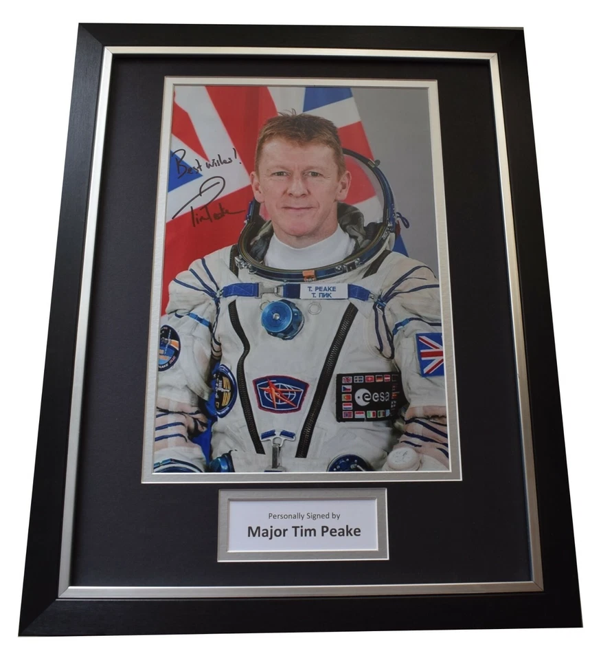 Tim Peake Signed Framed Autograph 16x12 photo display British Astronaut COA - Image 1 of 4