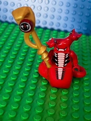 LEGO Ninjago Fangtom – General (Red Variant) w/staff and tile minifigure - EXC - Image 1 of 4