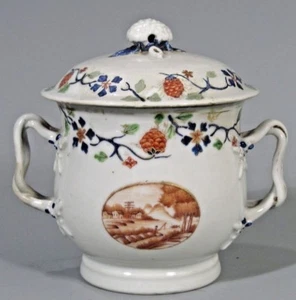 Fine China Chinese Polychrome Porcelain Lidded Bowl w/ Relief Decor ca. 19th c. - Picture 1 of 12