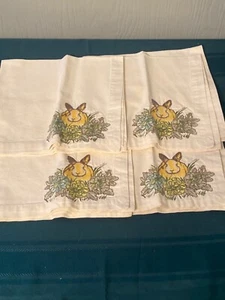 POTTERY BARN ~ HUNNY BUNNY EMBROIDERED NAPKINS ~ SET OF 4 - Picture 1 of 3