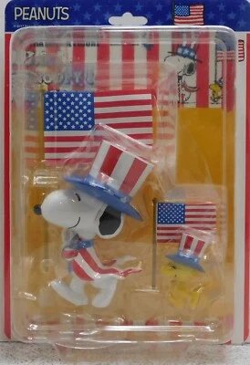 Peanuts Snoopy & Woodstock U.S.A. Medicom Ultra Detail Figure HTF - Image 1 of 4