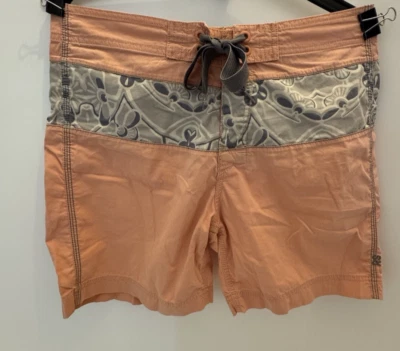 Pantalones cortos de natación Reyn Spooner para hombre talla 30 gris salmón estampado gráfico Foto 1 de 4