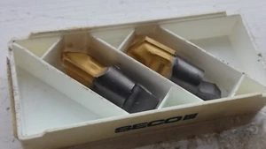 2 Seco Minimaster milling inserts MM16-16011-C120-M06 T60M ( MM16 120° CHAMFER - Picture 1 of 4