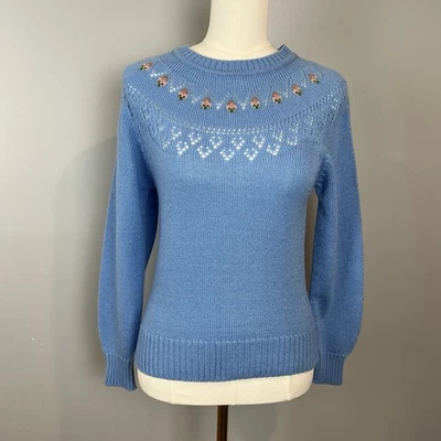 Suéter azul claro Fair Isle para mujer talla pequeña floral calado tejido hecho a mano Foto 1 de 4