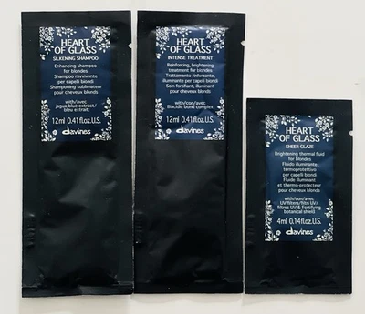 Juego de 3 muestras de champú sedoso, tratamiento y esmalte transparente Davines Heart of Glass Foto 1 de 4