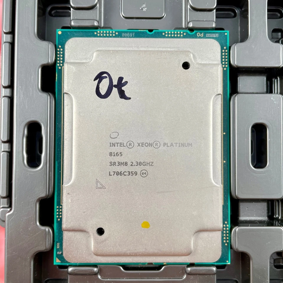 SR3M8 Intel Xeon Platinum 8165 24-Core 2.30GHz 33MB 205W LGA3647 CPU Processor - Image 1 of 4