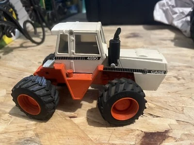 Case 4890 Tractor White 4 Wheel Drive w Crab Steer 1/32 Scale by Conrad - Image 1 of 4