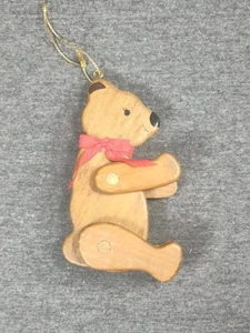 Adorno de madera de oso marrón brazos móviles patas 5,5" decoración colgante de Navidad - Imagen 1 de 7