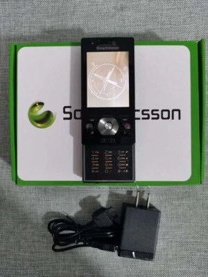 Sony Ericsson G705 Bluetooth GPS Unlocked 3G Slider Cellular Phone tested - Image 1 of 4