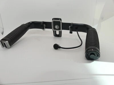 GENUINE HASSELBLAD DOUBLE HANDGRIP 46132 WITH RELEASE CORD FOR 500EL/M 500EL E52 - Image 1 of 3