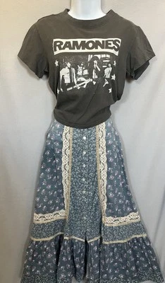Jessica's Gunnies VTG prairie skirt floral lace button Hippie boho Coachella XS - Image 1 of 4