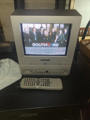 Sylvania SSC509D 9" TV/DVD Combo Retro Gaming CRT Television with Remote TESTED - Image 1 of 4