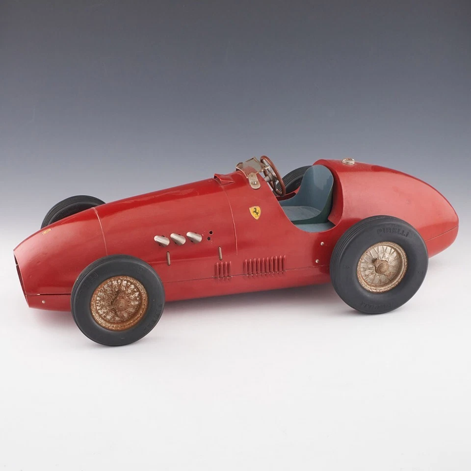Ferrari Tipo 500 F2 di Toschi 1952 (scala 1:6) - Immagine 1 di 4