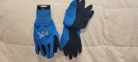 NFL Detroit Lions Utility Gloves with PVC Gripper Dots by WinCraft Cover