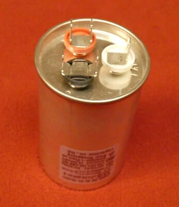 CBB65 12002082432SHP2 EN60252 OEM capacitor of Wuxi Hongguang Wall Unit AC - Picture 1 of 4