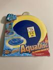 NEUF 2009 Aqua Disc bleu jaune sous-marin jouet volant piscine frisbee RARE PG-3060