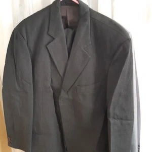 Hugo Boss 3 piece suit dark grey with turnups - Picture 1 of 3