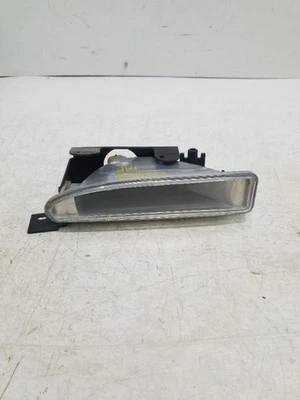 Driver Left Corner/Park Light Fog-driving Fits 97-04 REGAL 200422 - Image 1 of 4