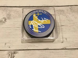Patrick Berglund Autographed Team Sweden Hockey Puck Signed Blues a - Picture 1 of 1