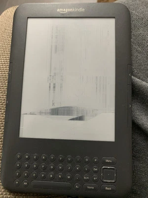 FAULTY Amazon Kindle Spares or Repair Only - Image 1 of 4