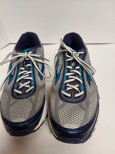 Ladies Brooks Sneaker Size 11 Med. - Picture 1 of 6