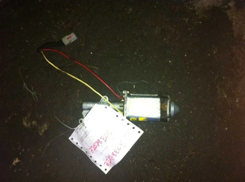 95 96 97 98 99 00 01 02 03 04 05 MOTOR VENTANA ELÉCTRICA DERECHA FORD EXPLORER  Foto 1 de 1