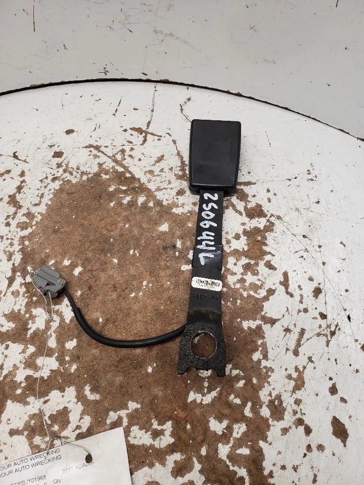 Seat Belt Front Bucket Driver Buckle Fits 10-12 ACADIA 1417038 - Image 1 of 4