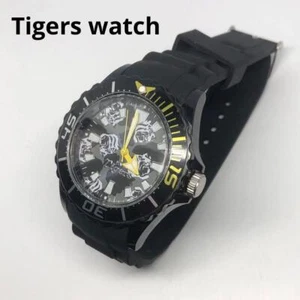 HANSHIN TIGERS FC WATCH BLACK & WHITE QUARTZ BATTERY-POWERED USED FROM JAPAN - Picture 1 of 12