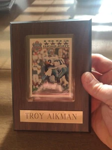Nice Troy Aikman Dallas Cowboys Wooden Plaque With Card - Picture 1 of 2