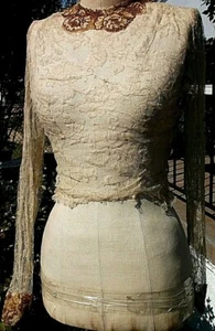 TOP MANGA LARGA ENCAJE CON CUENTAS VINTAGE ÚNICO EN SU CLASE - Imagen 1 de 8