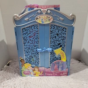 Armario de plástico azul Mattel Disney Princess 2010 - estuche de transporte real - Imagen 1 de 7