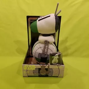 Star Wars D-O Stylized 7 Inch Plush With Enamel Pin - Picture 1 of 5