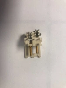 Amphenol FCI 72814-204LF Description: I/O Connectors RIGHT ANGLE SOFFIX H - Picture 1 of 3