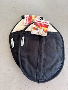Kitchenaid Pot Holder B1077 Onyx Black 8.5" X 12" UPC 722015112393 - Picture 1 of 3