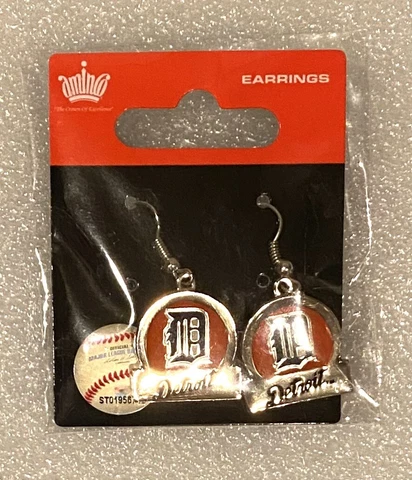 Detroit Tigers Bar Style Dangle Earrings - New Cover