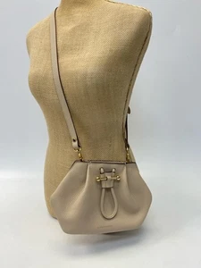 Bandolera Strathberry Tan - Imagen 1 de 3