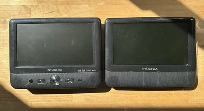 Insignia Dual Screen Portable DVD Players 9" NS-D9PDVD15 TESTED Works! w/ Cords! - Image 1 of 4