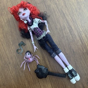Muñeca Monster High Opereta 2012 Rockabilly Música Araña Clip Zapatos Cinturón Pendientes - Imagen 1 de 10