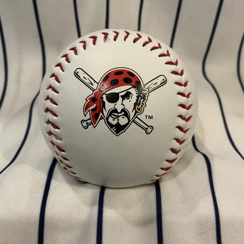 Pittsburgh Pirates Logo  2015  Rawlings Souvenir Baseball Ball Cover