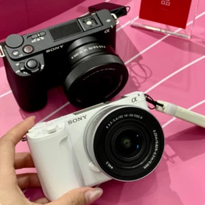 Sony ZV-E10 II Mirrorless 26MP 4K Digital Camera with 16-50mm Lens APS-C format - Picture 1 of 16